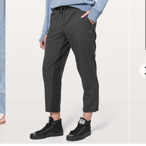 Lululemon Dance Studio Crop II Unlined Pants Black - Picture 3 of 10